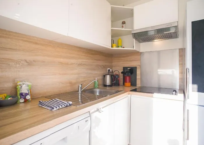 L'anatole Wifi Parking Apartmán *