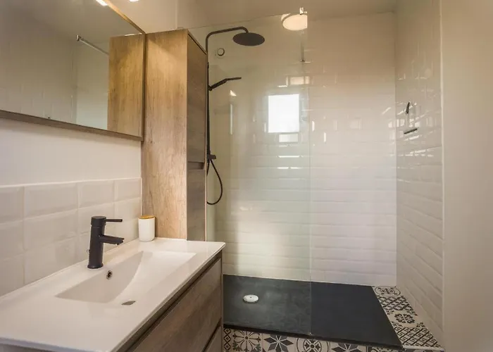 L'anatole Wifi Parking